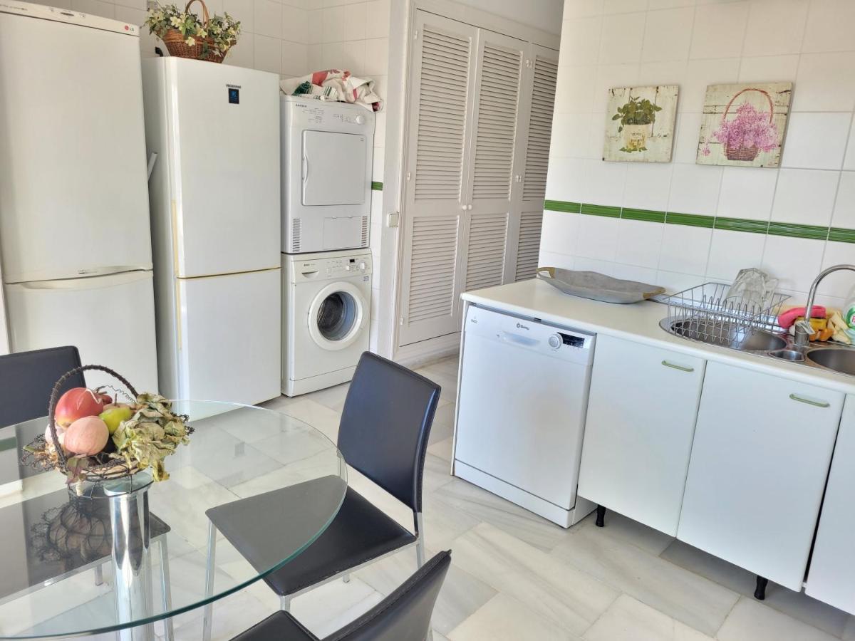 Leilighet Beachfront Family In Puerto Banus